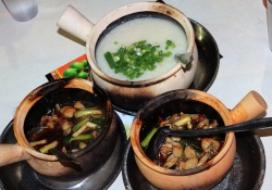 Cháo ếch nổi tiếng nhất Singapore